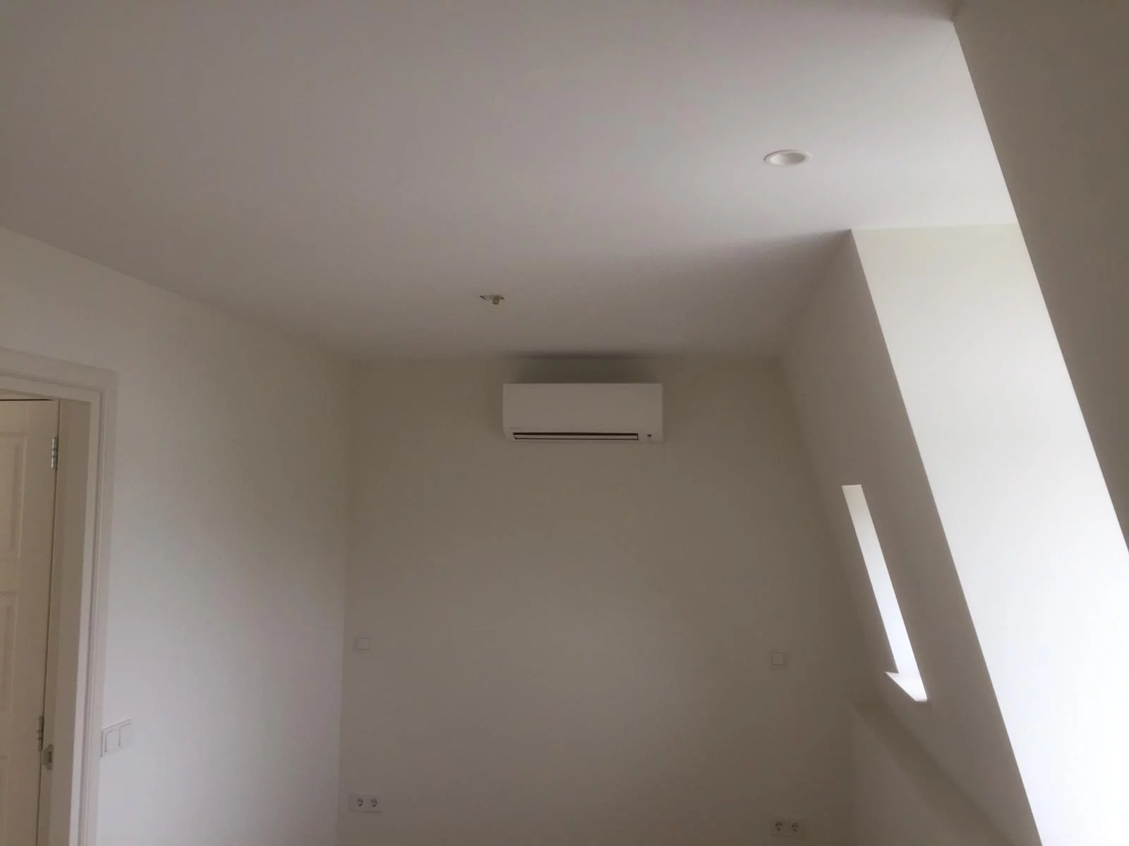 Binnenunit appartement Amsterdam A merk Daikin Spruijt Klimaat - Binnenunit appartement Amsterdam A merk Daikin