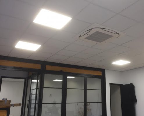Spruijt Klimaat - De Rijp plafondinbouw unit airco kantoor