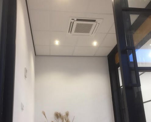Spruijt Klimaat - De Rijp plafondinbouw unit airco kantoor