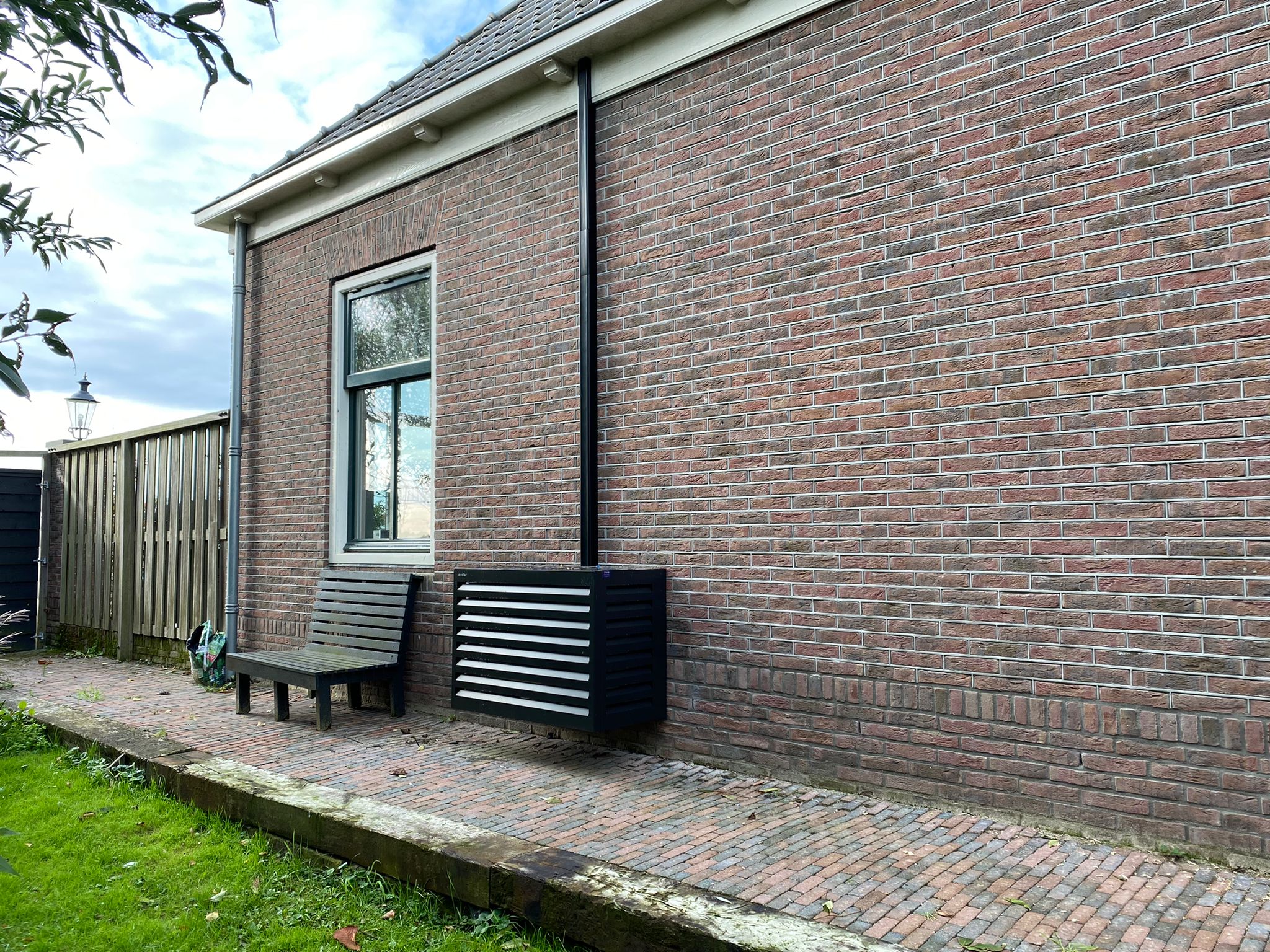Installatie airco bij woonboerderij in Zaandam