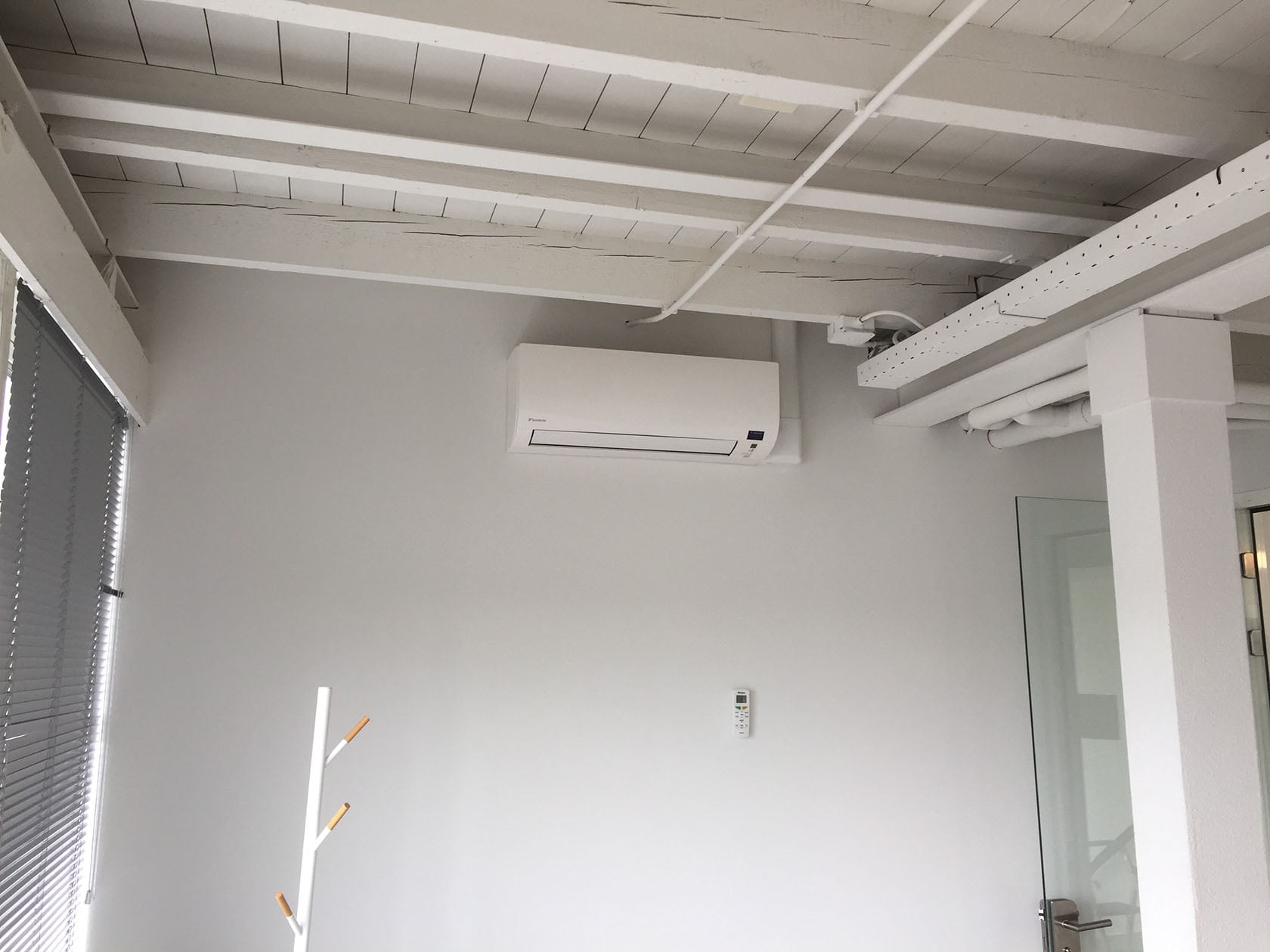 Wand unit Daikin airco in kantoor