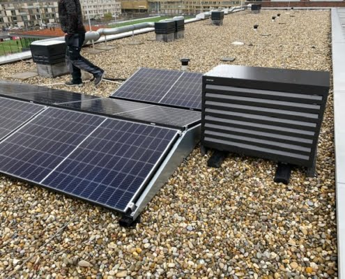 Zonnepanelen met airco systeem
