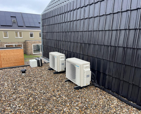Installatie van een airco in Oosthuizen met onzichtbare leidingen