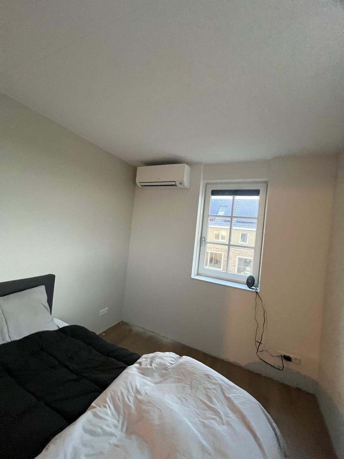 Installatie van een airco in Oosthuizen met onzichtbare leidingen