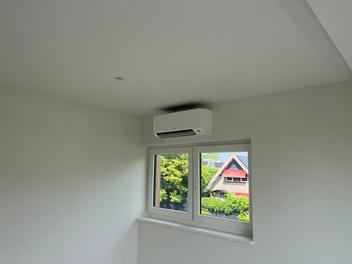 WhatsApp Image 2025-10-14 at 20.25.30 (1)