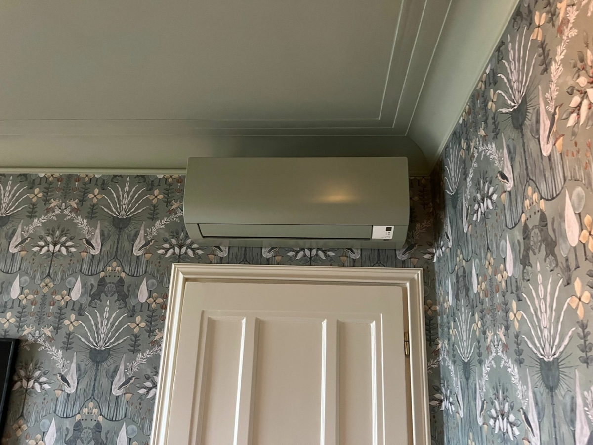 Airco's gespoten in kleur naar wens Airco's gespoten in kleur naar wens